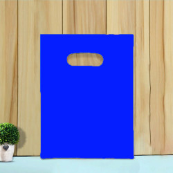 SAC PLASTIQUE POIGNÉES DÉCOUPÉES SIMPLES 35 x 45 CM